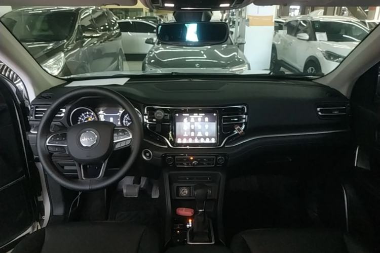 Used Jeep Grand Commander 2018 2.0T Two-Wheel Drive Enjoy Edition China V Center Console