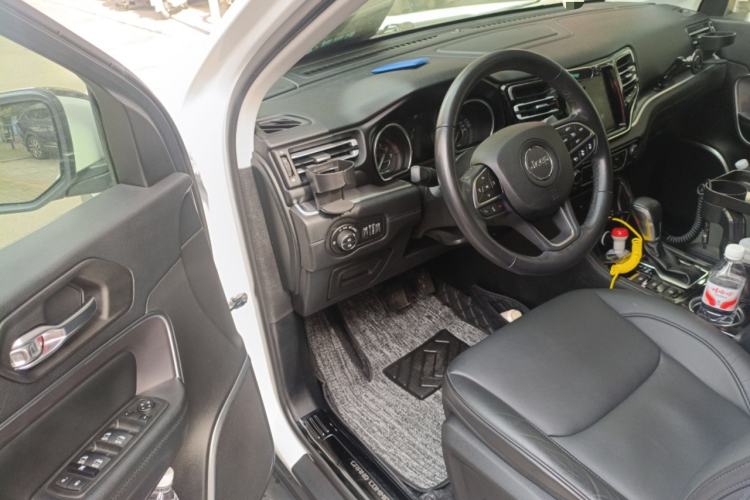 Used Jeep Grand Commander 2018 2.0T Four-Wheel Drive Prestige Edition China V Driver Seat