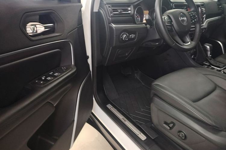 Used Jeep Grand Commander 2018 2.0T Four-Wheel Drive Prestige Edition China V Driver Seat