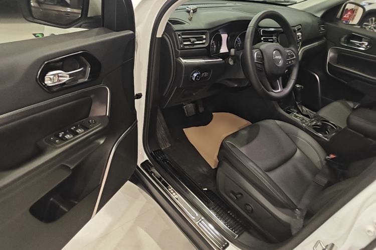 Used Jeep Grand Commander 2018 2.0T Four-Wheel Drive Prestige Edition China V Driver Seat