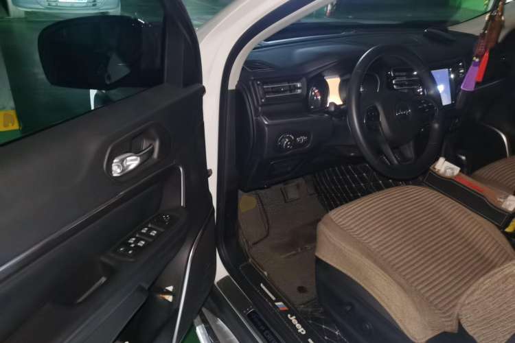 Used Jeep Grand Commander 2018 2.0T Four-Wheel Drive Premium Navigation Version China V Driver Seat