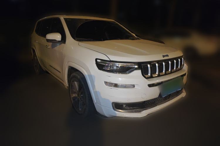 Used Jeep Grand Commander 2018 2.0T Four-Wheel Drive Smart Enjoyment Version China V Emission Standard Front Right 45 Deg