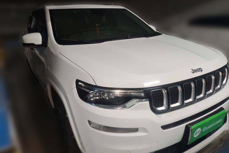 Used Jeep Grand Commander 2018 2.0T Four-Wheel Drive Smart Enjoyment Version China V Emission Standard Front Right 45 Deg