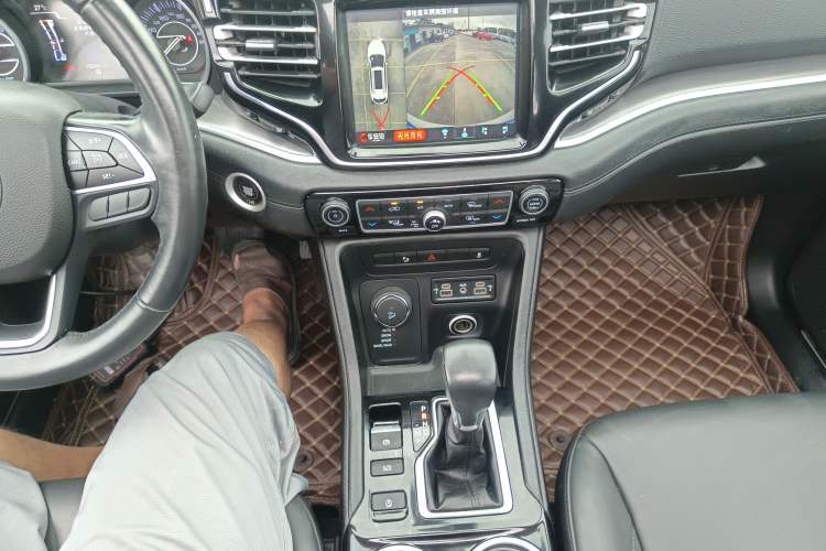 Used Jeep Grand Commander 2018 2.0T Four-Wheel Drive Premium Navigation Version China V Gear Lever