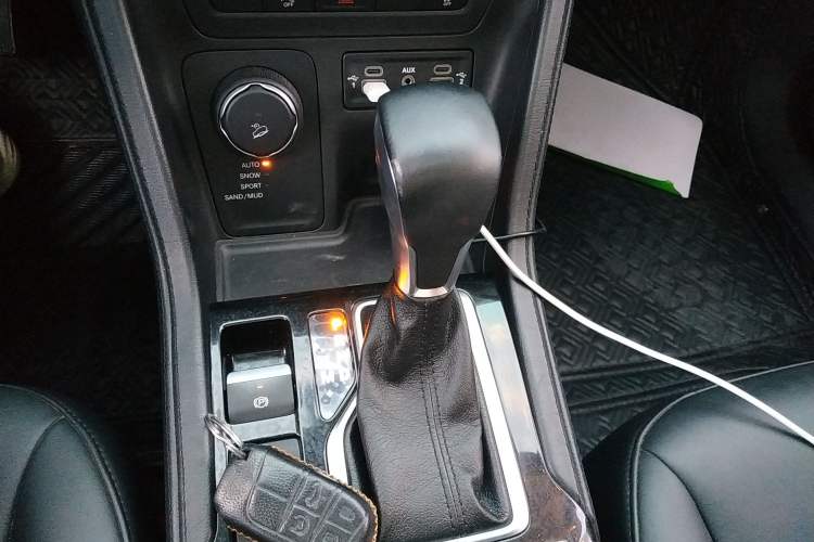 Used Jeep Grand Commander 2018 2.0T Four-Wheel Drive Enjoyment Edition China VI Gear Lever