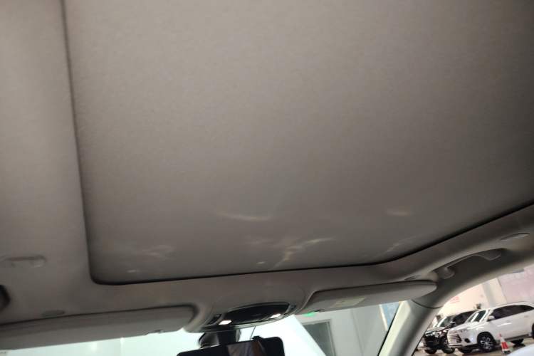 Used Jeep Grand Commander 2018 2.0T Four-Wheel Drive Premium Navigation Version China V Headliner