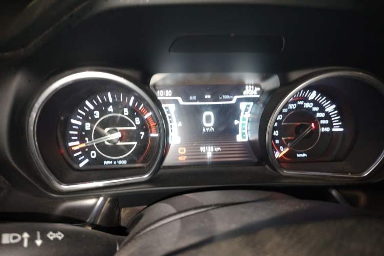 Used Jeep Grand Commander 2018 2.0T Four-Wheel Drive Enjoyment Edition China VI Instrument Cluster