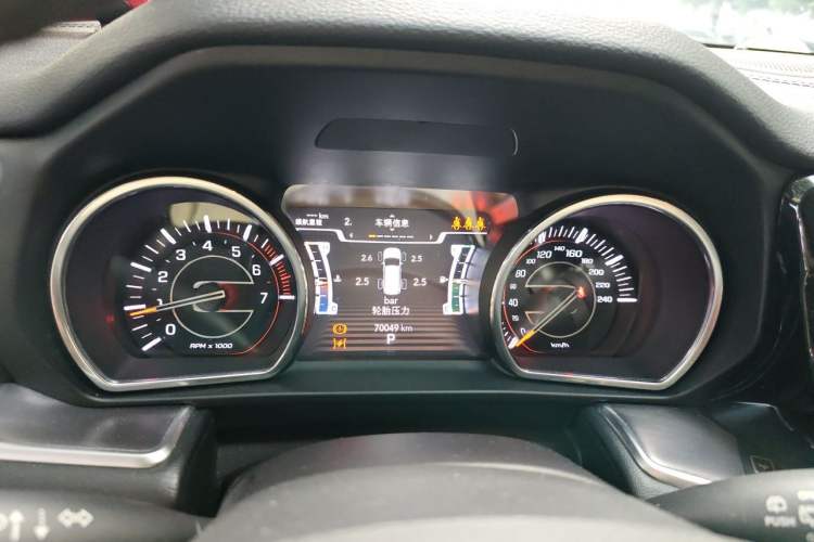 Used Jeep Grand Commander 2018 2.0T Four-Wheel Drive Enjoyment Version China V Instrument Cluster