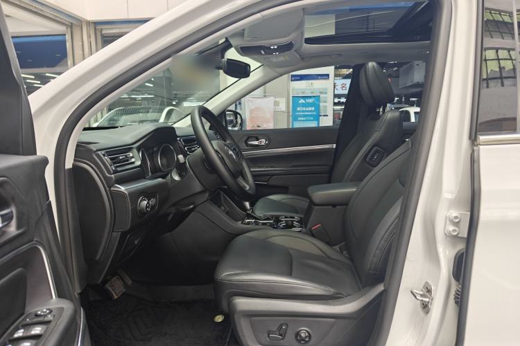 Used Jeep Grand Commander 2018 2.0T Two-Wheel Drive Enjoy Edition China V Interior 1