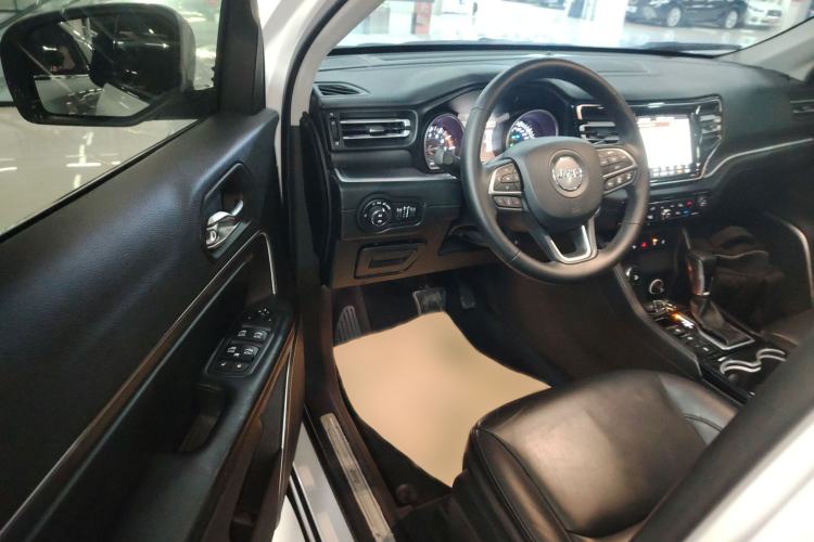 Used Jeep Grand Commander 2018 2.0T Four-Wheel Drive Prestige Edition China V Interior 3