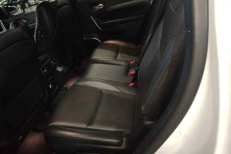 Used Jeep Grand Commander 2018 2.0T Four-Wheel Drive Prestige Edition China V Interior 4
