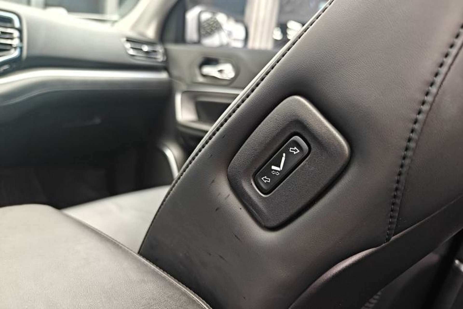 Used Jeep Grand Commander 2018 2.0T Two-Wheel Drive Enjoy Edition China V Interior 6