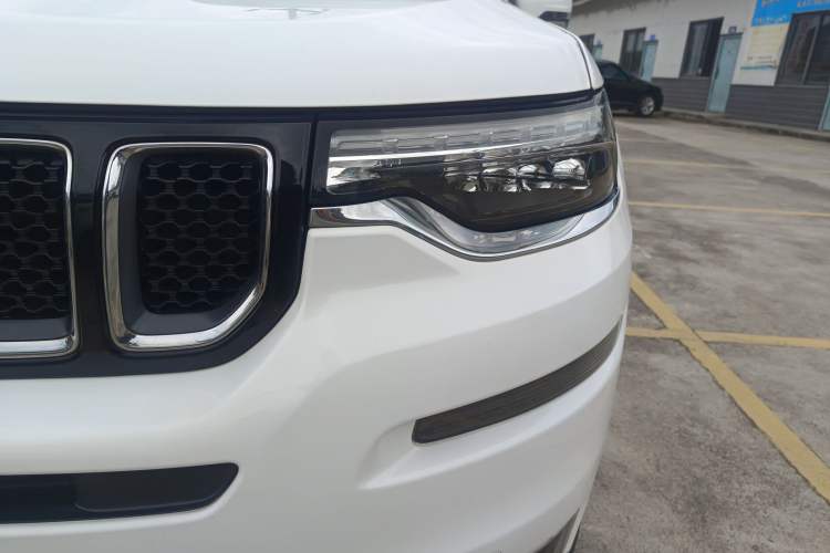 Used Jeep Grand Commander 2018 2.0T Four-Wheel Drive Premium Navigation Version China V Left Front Headlight