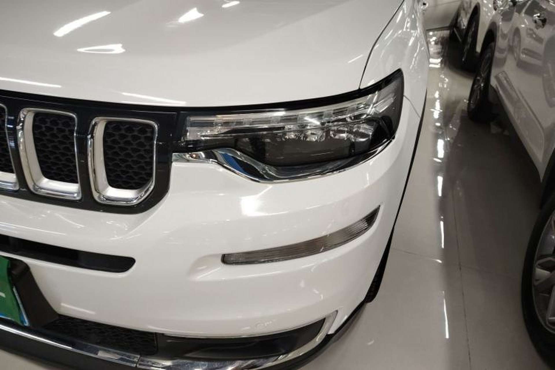 Used Jeep Grand Commander 2018 2.0T Four-Wheel Drive Prestige Edition China V Left Front Headlight