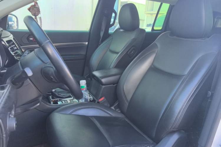 Used Jeep Grand Commander 2018 2.0T Four-Wheel Drive Prestige Edition China V Left Front Seat
