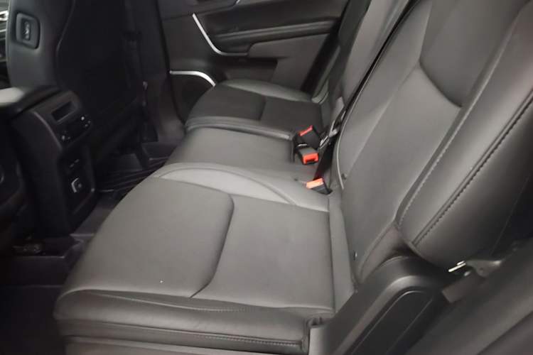 Used Jeep Grand Commander 2018 2.0T Four-Wheel Drive Prestige Edition China V Left Rear Seat