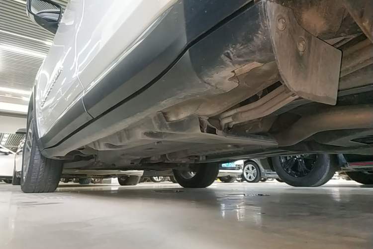 Used Jeep Grand Commander 2018 2.0T Two-Wheel Drive Enjoy Edition China V Left Side Sill