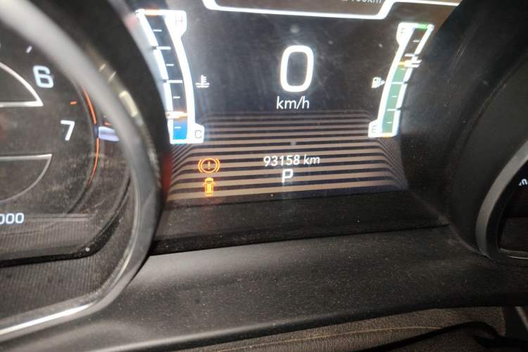 Used Jeep Grand Commander 2018 2.0T Four-Wheel Drive Enjoyment Edition China VI Odometer Close Up