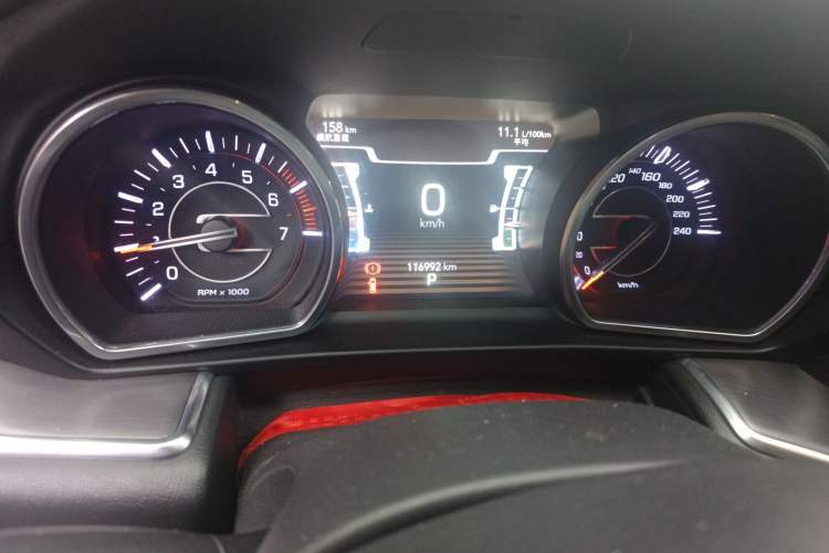 Used Jeep Grand Commander 2018 2.0T Four-Wheel Drive Enjoyment Edition China VI Odometer Close Up
