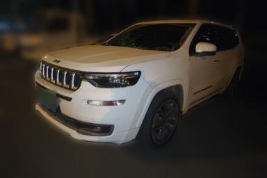 Used Jeep Grand Commander 2018 2.0T Four-Wheel Drive Smart Enjoyment Version China V Emission Standard