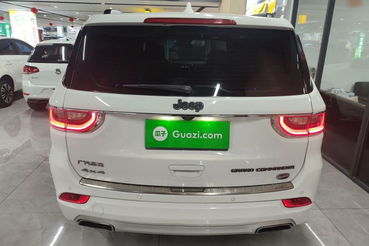Used Jeep Grand Commander 2018 2.0T Four-Wheel Drive Smart Enjoyment Version China V Emission Standard Rear
