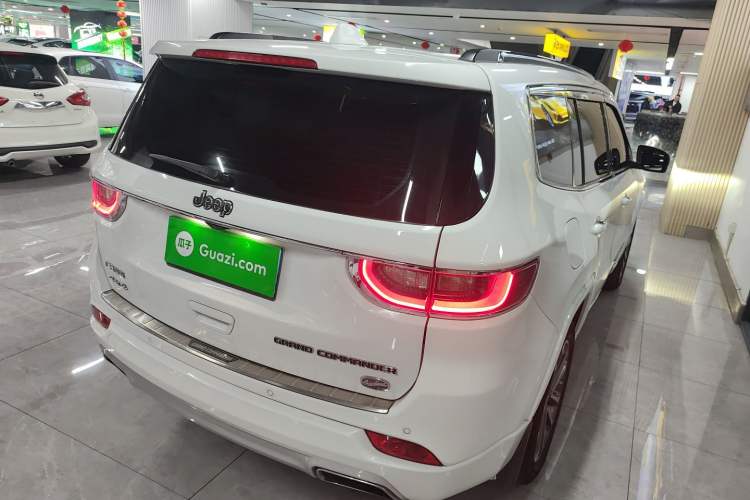 Used Jeep Grand Commander 2018 2.0T Four-Wheel Drive Smart Enjoyment Version China V Emission Standard Rear Right 45 Deg