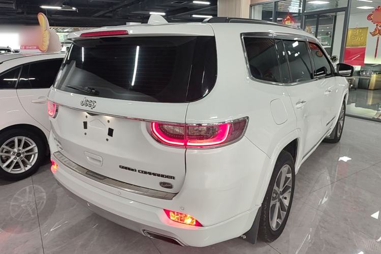 Used Jeep Grand Commander 2018 2.0T Four-Wheel Drive Smart Enjoyment Version China V Emission Standard Rear Right 45 Deg
