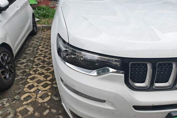 Used Jeep Grand Commander 2018 2.0T Four-Wheel Drive Smart Enjoyment Version China VI Right Front Headlight