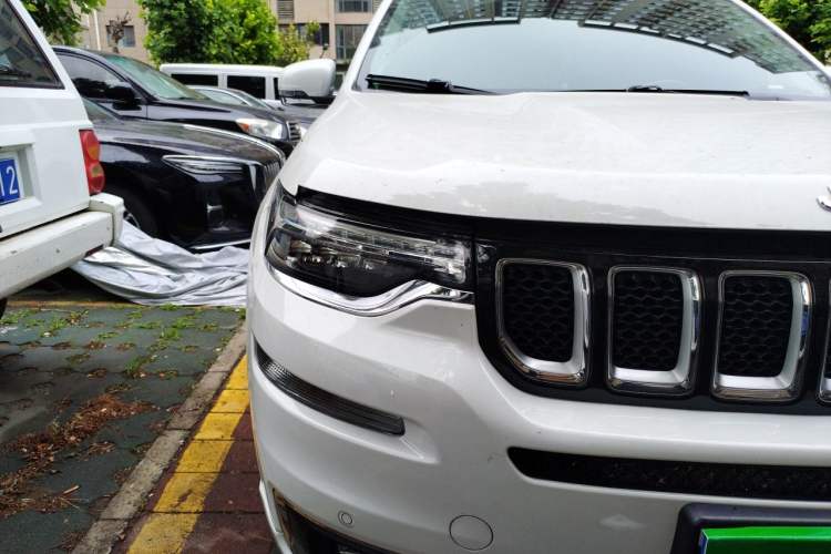 Used Jeep Grand Commander 2018 2.0T Four-Wheel Drive Prestige Edition China VI Right Front Headlight