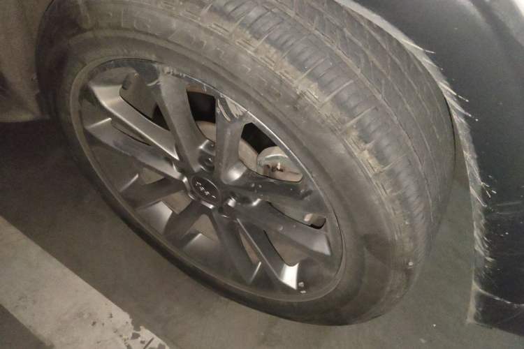 Used Jeep Grand Commander 2018 2.0T Four-Wheel Drive Premium Navigation Version China V Right Front Wheel Hub
