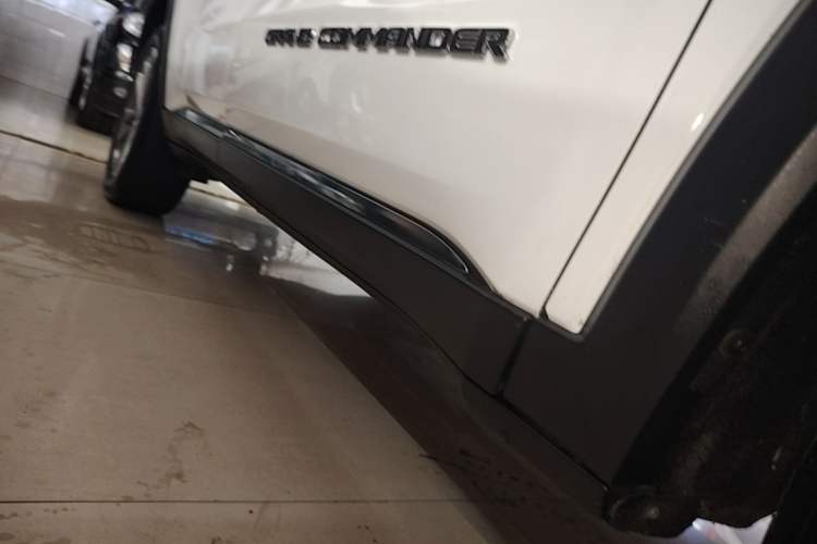 Used Jeep Grand Commander 2018 2.0T Four-Wheel Drive Prestige Edition China V Right Side Sill