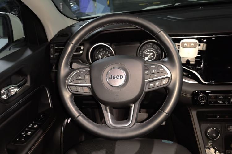 Used Jeep Grand Commander 2018 2.0T Four-Wheel Drive Smart Enjoyment Version China VI Steering Wheel