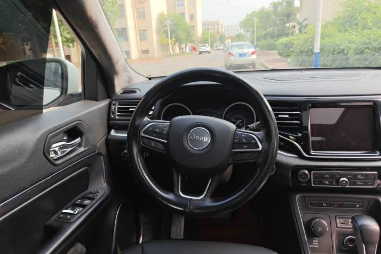 Used Jeep Grand Commander 2018 2.0T Four-Wheel Drive Enjoyment Version China V Steering Wheel