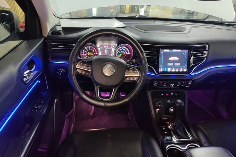Used Jeep Grand Commander 2018 2.0T Four-Wheel Drive Smart Enjoyment Version China V Emission Standard Steering Wheel
