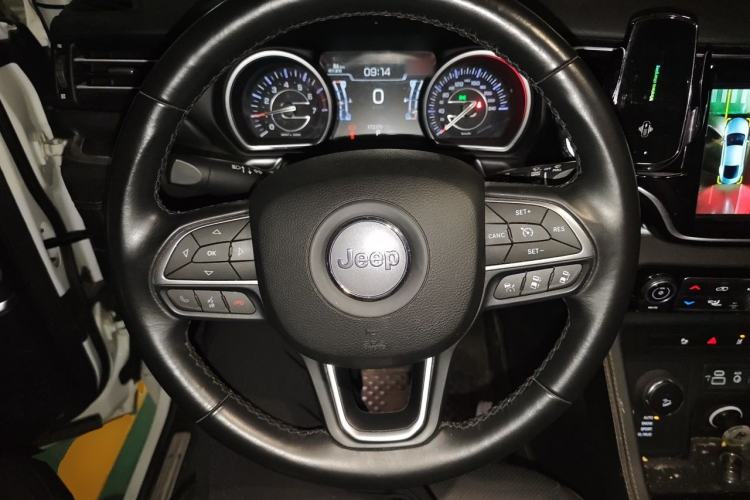 Used Jeep Grand Commander 2018 2.0T Four-Wheel Drive Smart Enjoyment Version China V Emission Standard Steering Wheel