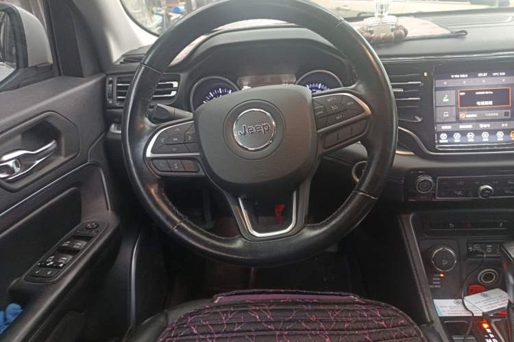 Used Jeep Grand Commander 2018 2.0T Four-Wheel Drive Enjoyment Edition China VI Steering Wheel