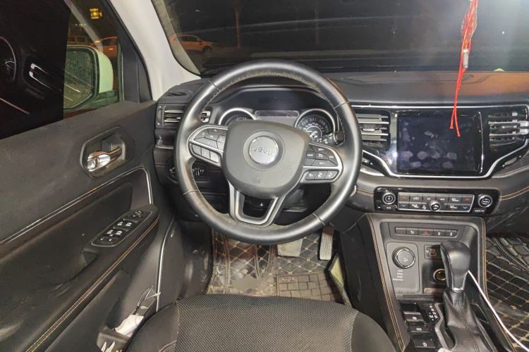 Used Jeep Grand Commander 2018 2.0T Four-Wheel Drive Smart Enjoyment Version China V Emission Standard Steering Wheel