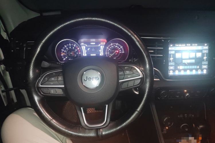 Used Jeep Grand Commander 2018 2.0T Four-Wheel Drive Enjoyment Version China V Steering Wheel