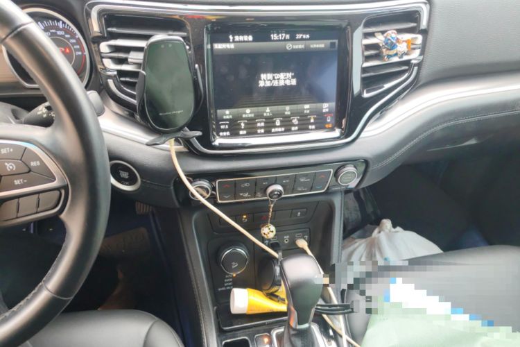 Used Jeep Grand Commander 2018 2.0T Four-Wheel Drive Premium Navigation Version China V Audio And AC Panel