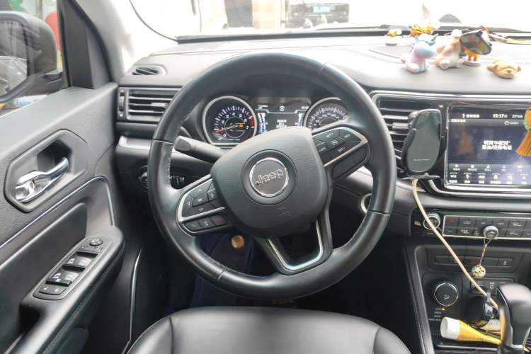 Used Jeep Grand Commander 2018 2.0T Four-Wheel Drive Premium Navigation Version China V Steering Wheel
