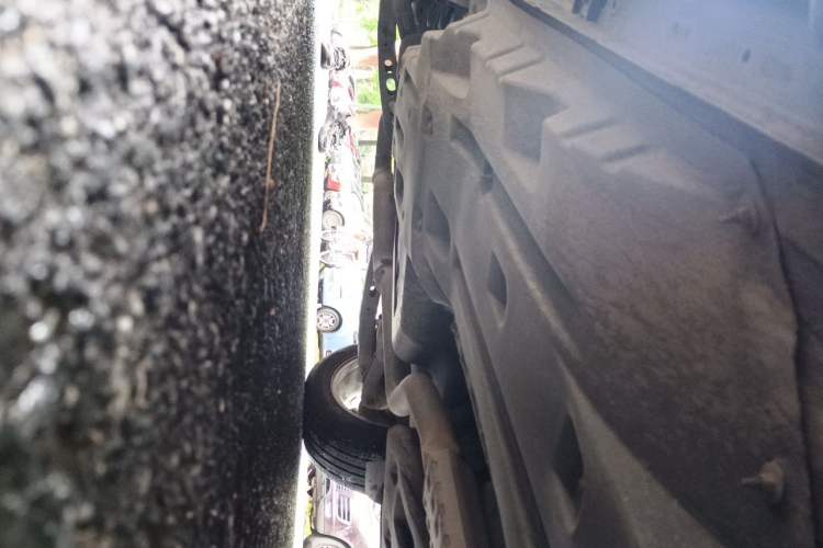 Used Jeep Grand Commander 2020 2.0T Two-Wheel Drive Elite Version Chassis Front Right