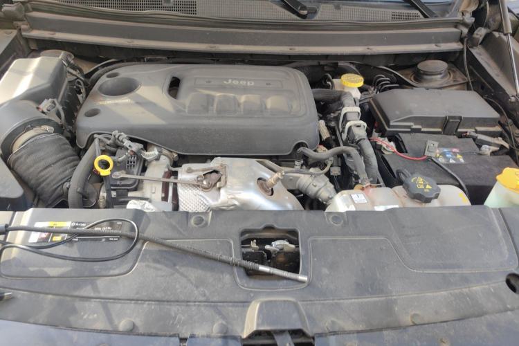 Used Jeep Grand Commander 2020 2.0T Four-Wheel Drive Elite Enhanced Edition Engine Bay