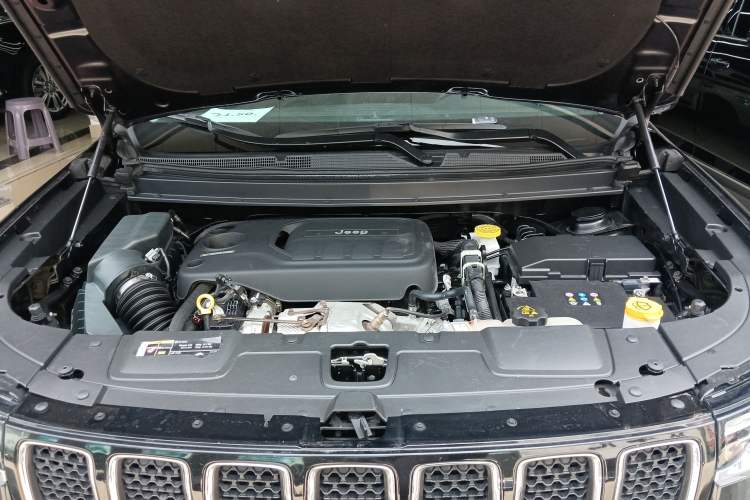 Used Jeep Grand Commander 2020 2.0T Four-Wheel Drive Elite Edition Engine Bay