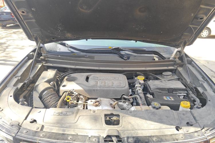 Used Jeep Grand Commander 2020 2.0T Four-Wheel Drive Elite Edition Engine Bay