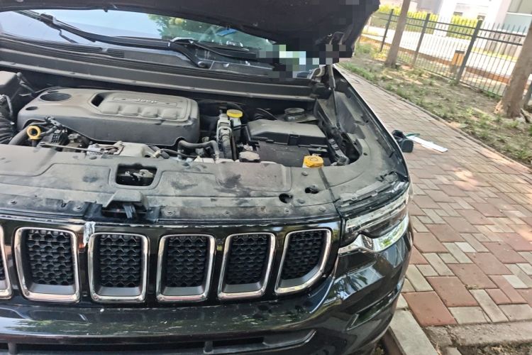 Used Jeep Grand Commander 2020 2.0T Four-Wheel Drive Elite Edition Engine Bay Left