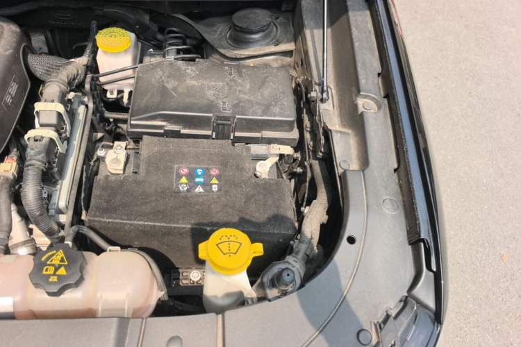 Used Jeep Grand Commander 2020 2.0T Four-Wheel Drive Elite Enhanced Edition Engine Bay Left