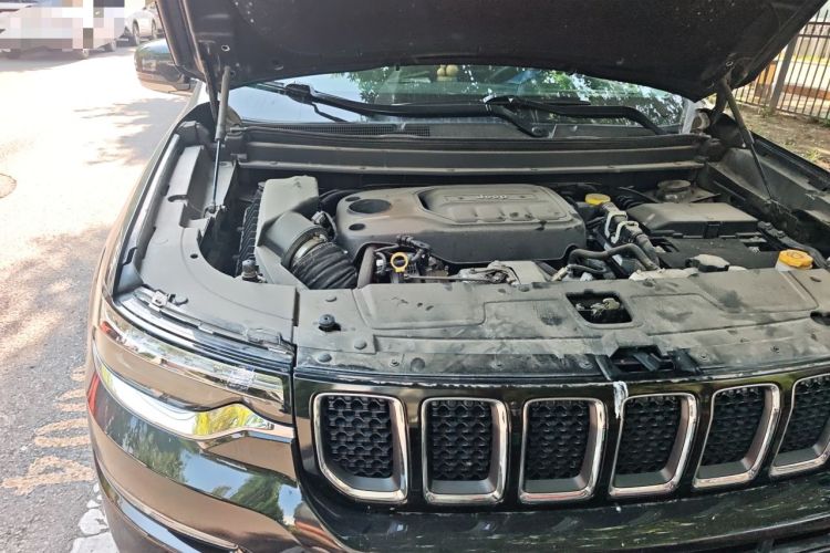 Used Jeep Grand Commander 2020 2.0T Four-Wheel Drive Elite Edition Engine Bay Right