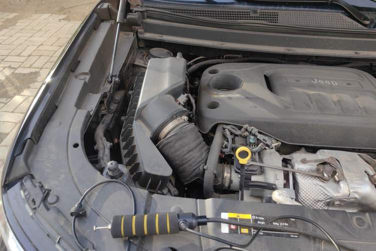 Used Jeep Grand Commander 2020 2.0T Four-Wheel Drive Elite Enhanced Edition Engine Bay Right