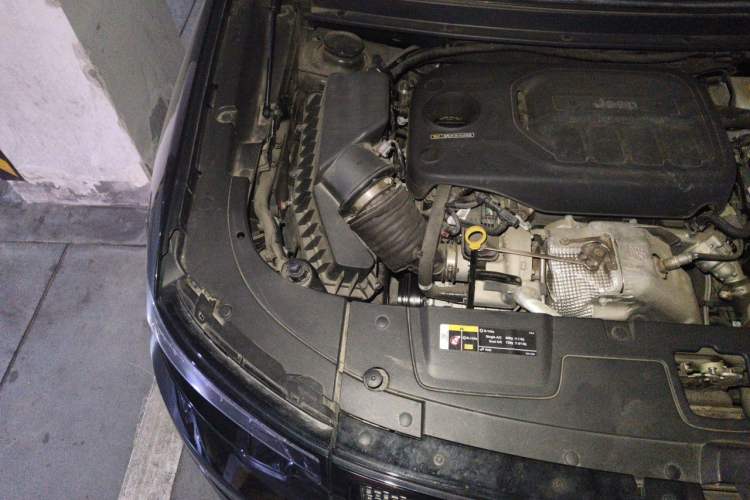 Used Jeep Grand Commander 2020 2.0T Four-Wheel Drive Night Eagle Edition Engine Bay Right