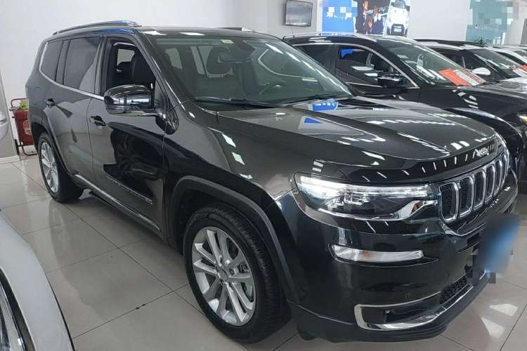 Used Jeep Grand Commander 2020 2.0T Two-Wheel Drive Elite Version Front Right 45 Deg